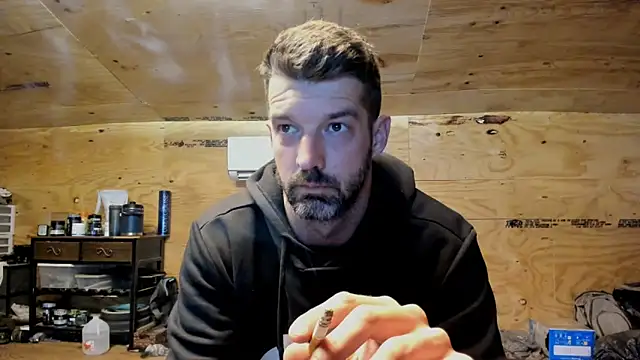 Snapshot of Kenny_Kyle chatting on March 6, 2025, 2:19 am Kenny Kyle online show from March 6, 2025, 2:19 am