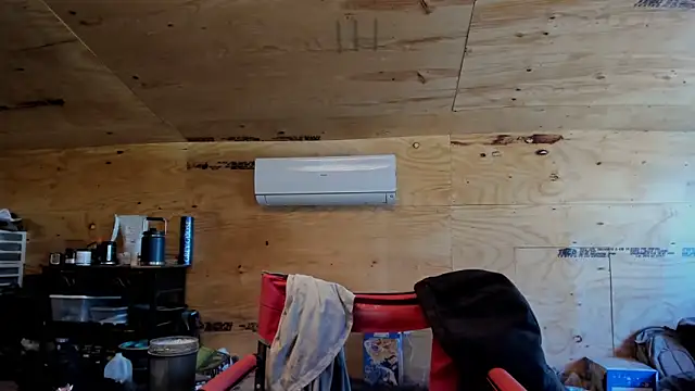 Snapshot of Kenny_Kyle chatting on March 10, 2025, 8:23 pm Kenny Kyle online show from March 10, 2025, 8:23 pm