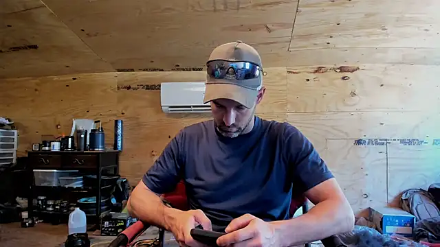 Snapshot of Kenny_Kyle chatting on March 11, 2025, 7:03 pm Kenny Kyle online show from March 11, 2025, 7:03 pm