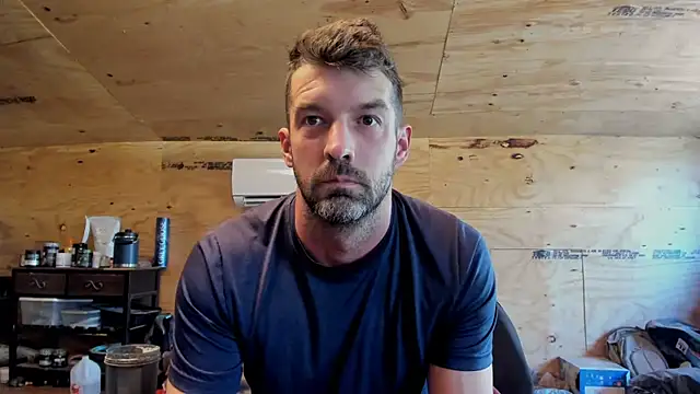 Snapshot of Kenny_Kyle chatting on March 17, 2025, 9:23 pm Kenny Kyle online show from March 17, 2025, 9:23 pm