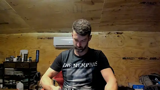 Snapshot of Kenny_Kyle chatting on March 18, 2025, 1:00 am Kenny Kyle online show from March 18, 2025, 1:00 am