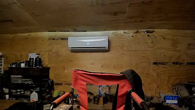 Snapshot of Kenny_Kyle chatting on March 20, 2025, 12:08 am Kenny Kyle online show from March 20, 2025, 12:08 am