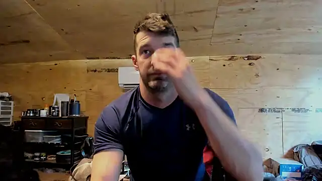 Snapshot of Kenny_Kyle chatting on March 20, 2025, 6:42 pm Kenny Kyle online show from March 20, 2025, 6:42 pm