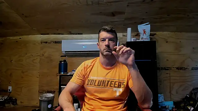 Snapshot of Kenny_Kyle chatting on September 12, 2025, 12:49 pm Kenny Kyle online show from September 12, 2025, 12:49 pm