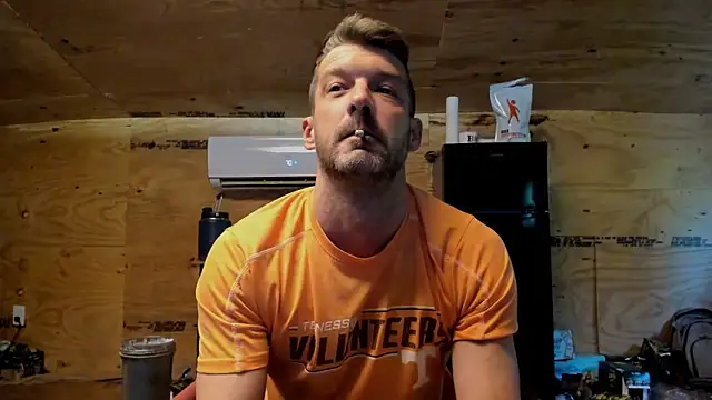 Snapshot of Kenny_Kyle chatting on September 15, 2025, 1:55 pm Kenny Kyle online show from September 15, 2025, 1:55 pm