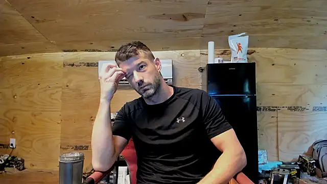 Snapshot of Kenny_Kyle chatting on September 16, 2025, 2:07 pm Kenny Kyle online show from September 16, 2025, 2:07 pm