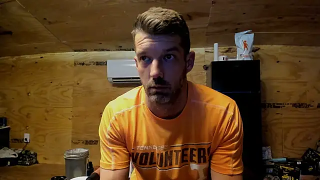 Snapshot of Kenny_Kyle chatting on September 20, 2025, 3:18 am Kenny Kyle online show from September 20, 2025, 3:18 am