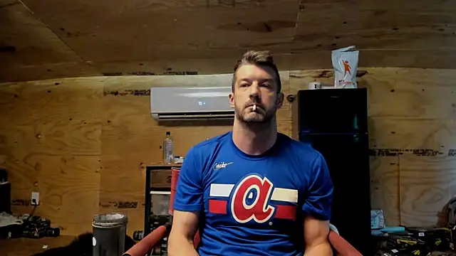 Snapshot of Kenny_Kyle chatting on September 22, 2025, 1:02 pm Kenny Kyle online show from September 22, 2025, 1:02 pm