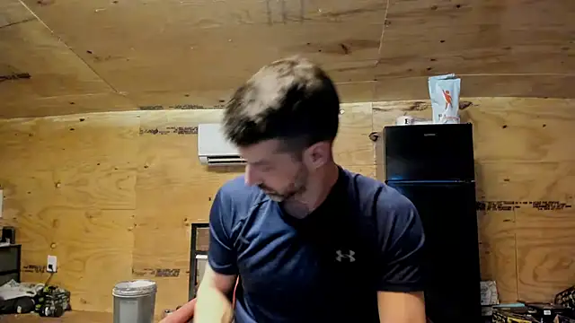 Snapshot of Kenny_Kyle chatting on September 25, 2025, 12:36 am Kenny Kyle online show from September 25, 2025, 12:36 am