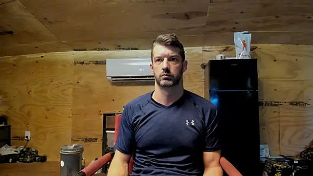 Snapshot of Kenny_Kyle chatting on September 25, 2025, 1:59 pm Kenny Kyle online show from September 25, 2025, 1:59 pm