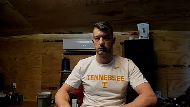 Snapshot of Kenny_Kyle chatting on September 27, 2025, 12:54 pm Kenny Kyle online show from September 27, 2025, 12:54 pm