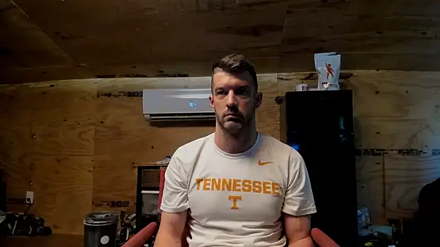 Snapshot of Kenny_Kyle chatting on September 30, 2025, 1:27 pm Kenny Kyle online show from September 30, 2025, 1:27 pm