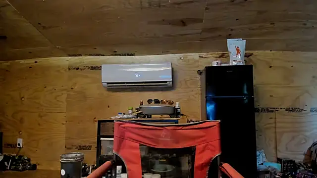 Snapshot of Kenny_Kyle chatting on October 1, 2025, 1:39 pm Kenny Kyle online show from October 1, 2025, 1:39 pm