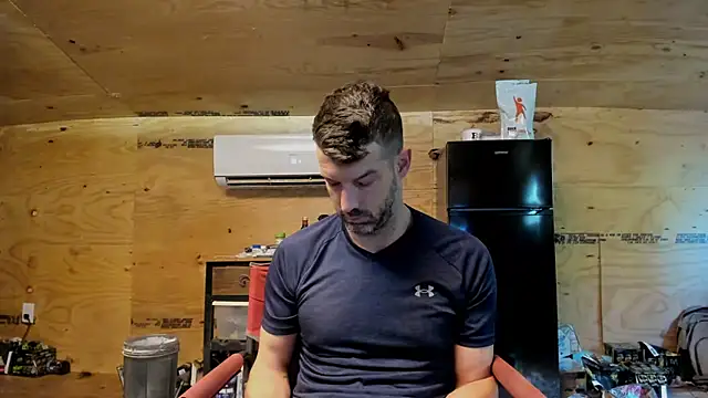 Snapshot of Kenny_Kyle chatting on October 3, 2025, 2:36 pm Kenny Kyle online show from October 3, 2025, 2:36 pm