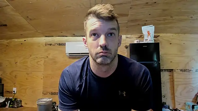 Snapshot of Kenny_Kyle chatting on October 7, 2025, 2:47 pm Kenny Kyle online show from October 7, 2025, 2:47 pm