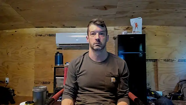 Snapshot of Kenny_Kyle chatting on October 14, 2025, 2:07 pm Kenny Kyle online show from October 14, 2025, 2:07 pm