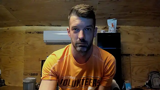 Snapshot of Kenny_Kyle chatting on October 26, 2025, 12:49 am Kenny Kyle online show from October 26, 2025, 12:49 am