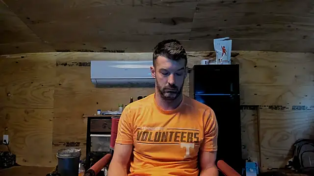 Snapshot of Kenny_Kyle chatting on October 26, 2025, 1:39 pm Kenny Kyle online show from October 26, 2025, 1:39 pm