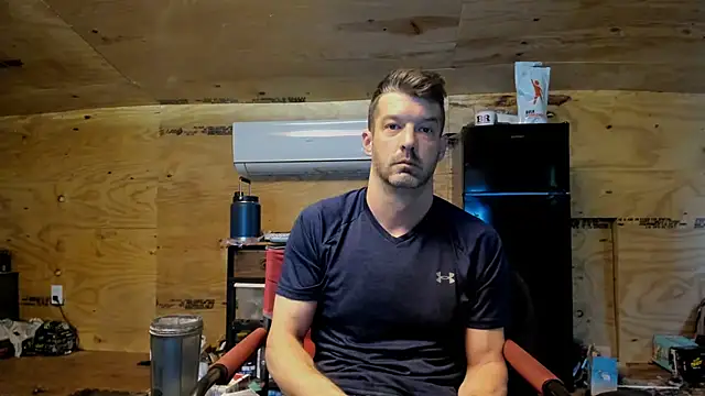 Snapshot of Kenny_Kyle chatting on October 28, 2025, 1:36 pm Kenny Kyle online show from October 28, 2025, 1:36 pm