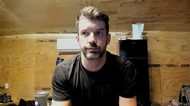 Snapshot of Kenny_Kyle chatting on November 16, 2025, 3:12 am Kenny Kyle online show from November 16, 2025, 3:12 am