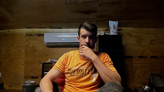 Snapshot of Kenny_Kyle chatting on November 17, 2025, 3:23 am Kenny Kyle online show from November 17, 2025, 3:23 am