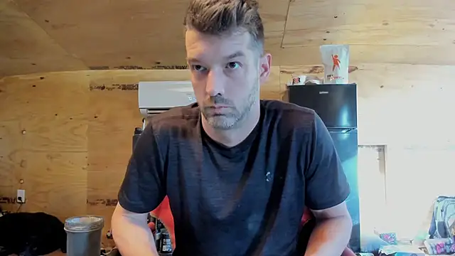 Snapshot of Kenny_Kyle chatting on November 23, 2025, 2:50 pm Kenny Kyle online show from November 23, 2025, 2:50 pm