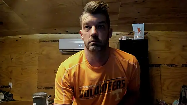 Snapshot of Kenny_Kyle chatting on November 24, 2025, 7:19 am Kenny Kyle online show from November 24, 2025, 7:19 am