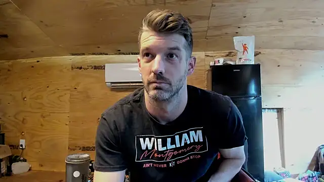 Snapshot of Kenny_Kyle chatting on November 27, 2025, 3:25 pm Kenny Kyle online show from November 27, 2025, 3:25 pm