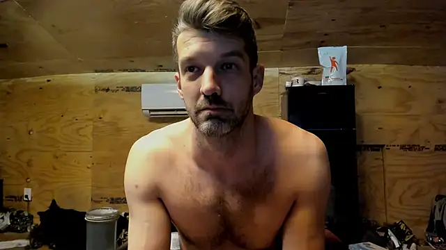 Snapshot of Kenny_Kyle chatting on December 3, 2025, 10:52 pm Kenny Kyle online show from December 3, 2025, 10:52 pm