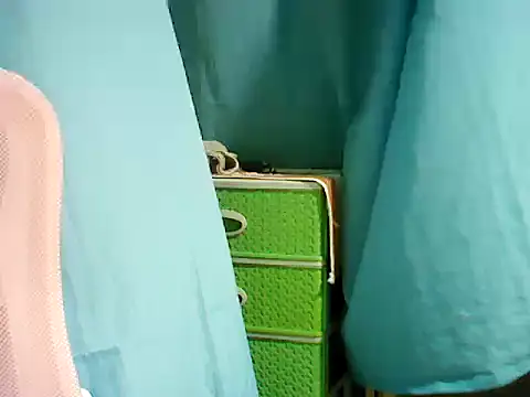 Snapshot of ashlylove25 chatting on November 17, 2025, 4:13 pm ashlylove25 online show from November 17, 2025, 4:13 pm