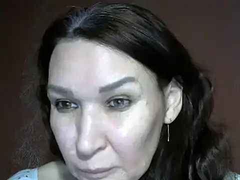 Snapshot of PrettyAndWild chatting on February 2, 2025, 4:43 pm PrettyAndWild online show from February 2, 2025, 4:43 pm