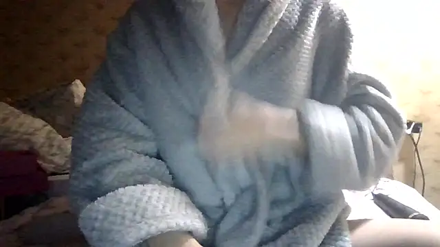 fabiolagg online show from December 4, 2025, 8:34 am