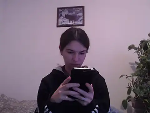 Geile-Luna online show from December 19, 2024, 6:34 pm