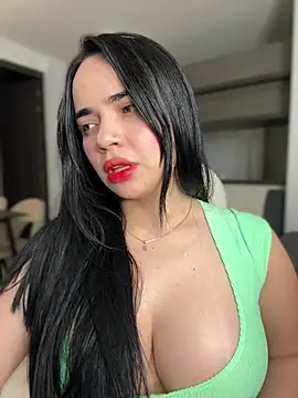 Snapshot of GeorginaJones chatting on January 22, 2025, 4:44 am GeorginaJones online show from January 22, 2025, 4:44 am