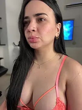 Snapshot of GeorginaJones chatting on March 7, 2025, 7:30 am GeorginaJones online show from March 7, 2025, 7:30 am