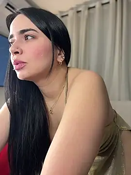 Snapshot of GeorginaJones chatting on March 16, 2025, 4:52 am GeorginaJones online show from March 16, 2025, 4:52 am