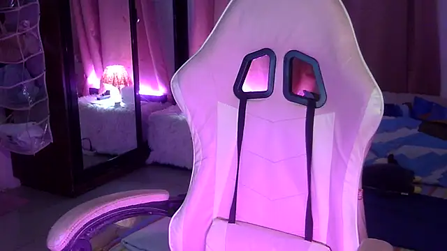 Snapshot of yourbabe_Brielle chatting on November 20, 2025, 6:46 am yourbabe Brielle online show from November 20, 2025, 6:46 am