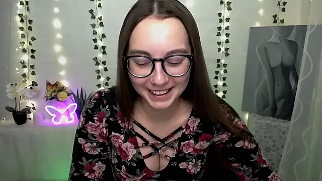 SweetPrincess  online show from January 17, 2025, 6:47 am