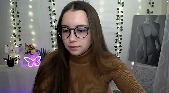 SweetPrincess  online show from February 28, 2025, 6:43 am