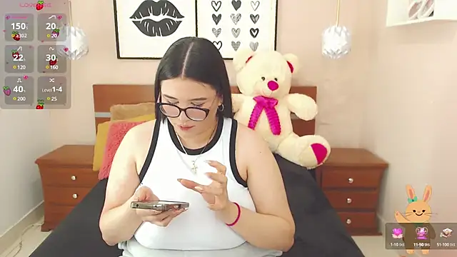 Snapshot of miss_linda_ chatting on February 17, 2025, 5:10 pm miss linda online show from February 17, 2025, 5:10 pm