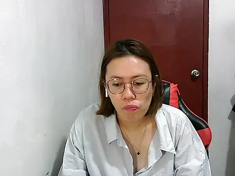 Snapshot of crizzybel chatting on February 11, 2025, 4:35 pm crizzybel online show from February 11, 2025, 4:35 pm