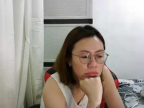 Snapshot of crizzybel chatting on March 7, 2025, 6:13 am crizzybel online show from March 7, 2025, 6:13 am