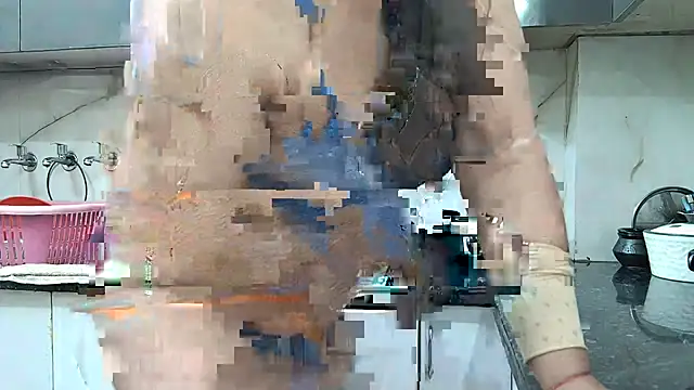 Zoya Varma004 online show from February 19, 2025, 5:05 am