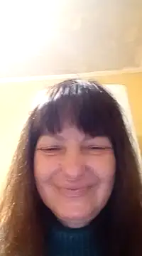 Snapshot of TiAmorre chatting on December 12, 2024, 3:54 am TiAmorre online show from December 12, 2024, 3:54 am