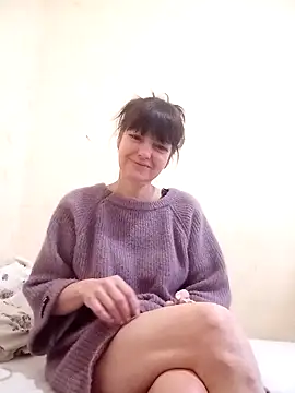 Snapshot of TiAmorre chatting on January 1, 2025, 10:11 am TiAmorre online show from January 1, 2025, 10:11 am