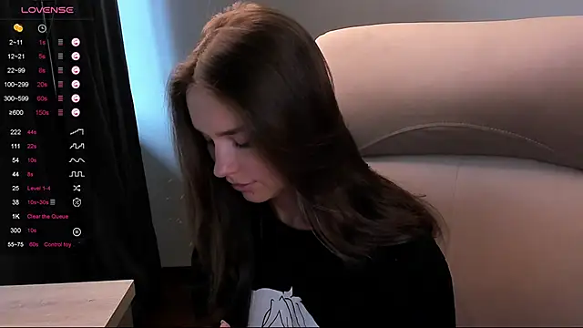 Snapshot of AliceOrlova chatting on September 23, 2025, 12:08 pm AliceOrlova online show from September 23, 2025, 12:08 pm