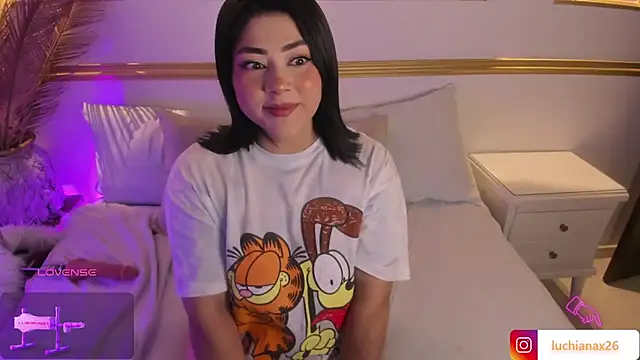 lucy26  online show from March 21, 2025, 2:18 am