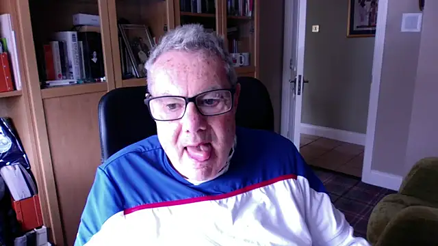 Snapshot of Oldpistolpete chatting on March 18, 2025, 10:03 am Oldpistolpete online show from March 18, 2025, 10:03 am