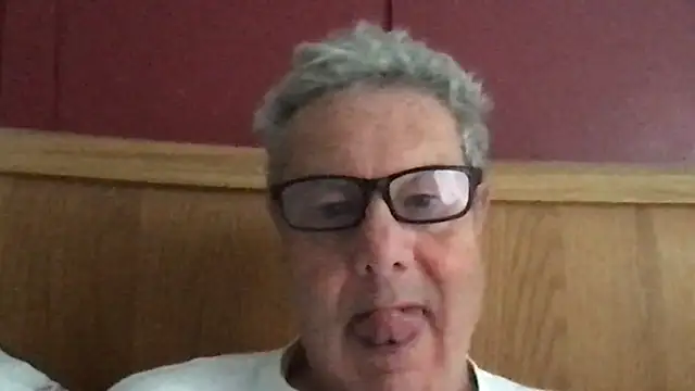Snapshot of Oldpistolpete chatting on October 7, 2025, 8:55 am Oldpistolpete online show from October 7, 2025, 8:55 am