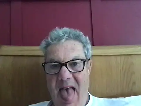Snapshot of Oldpistolpete chatting on October 11, 2025, 10:47 am Oldpistolpete online show from October 11, 2025, 10:47 am